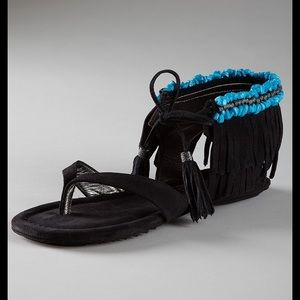 Juicy couture fringe sandals
